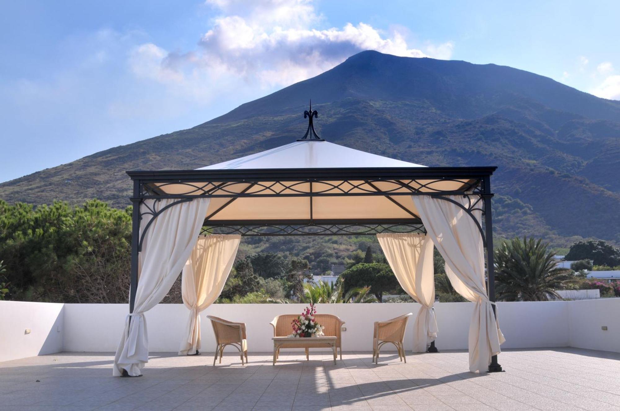 Hotel Villaggio Stromboli - Isola Di Stromboli Luaran gambar