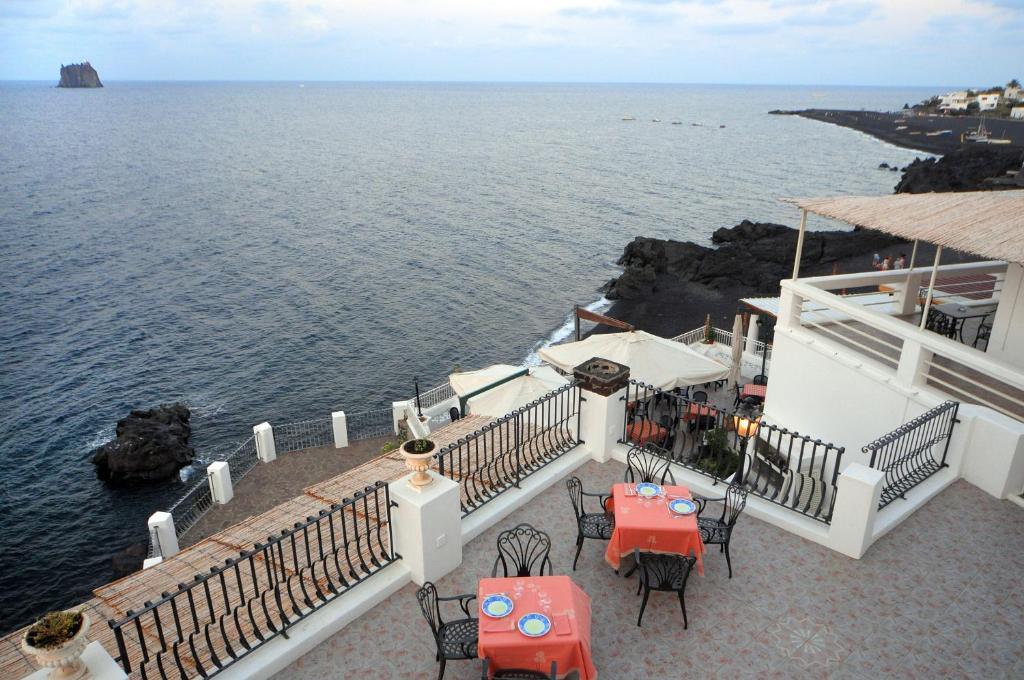 Hotel Villaggio Stromboli - Isola Di Stromboli Luaran gambar